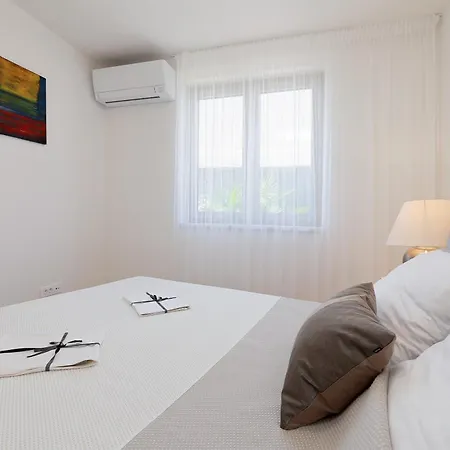 Luxury Twin Slatina Appartement *