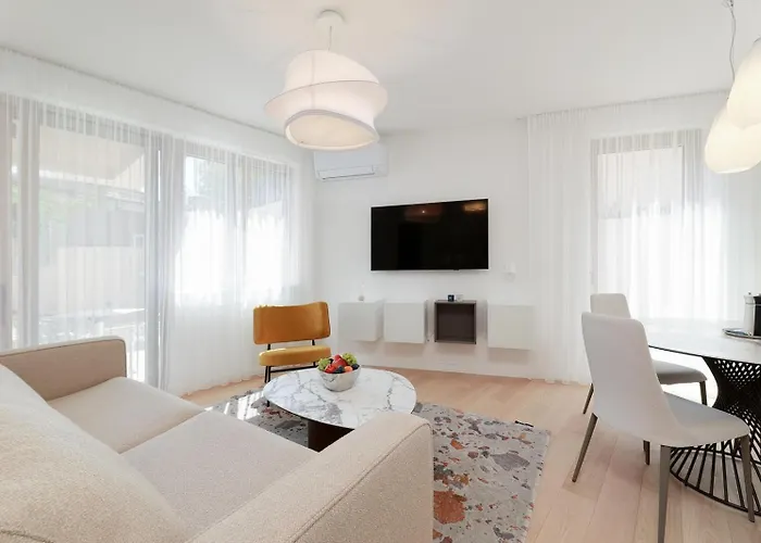 Luxury Twin Slatina Apartamento *